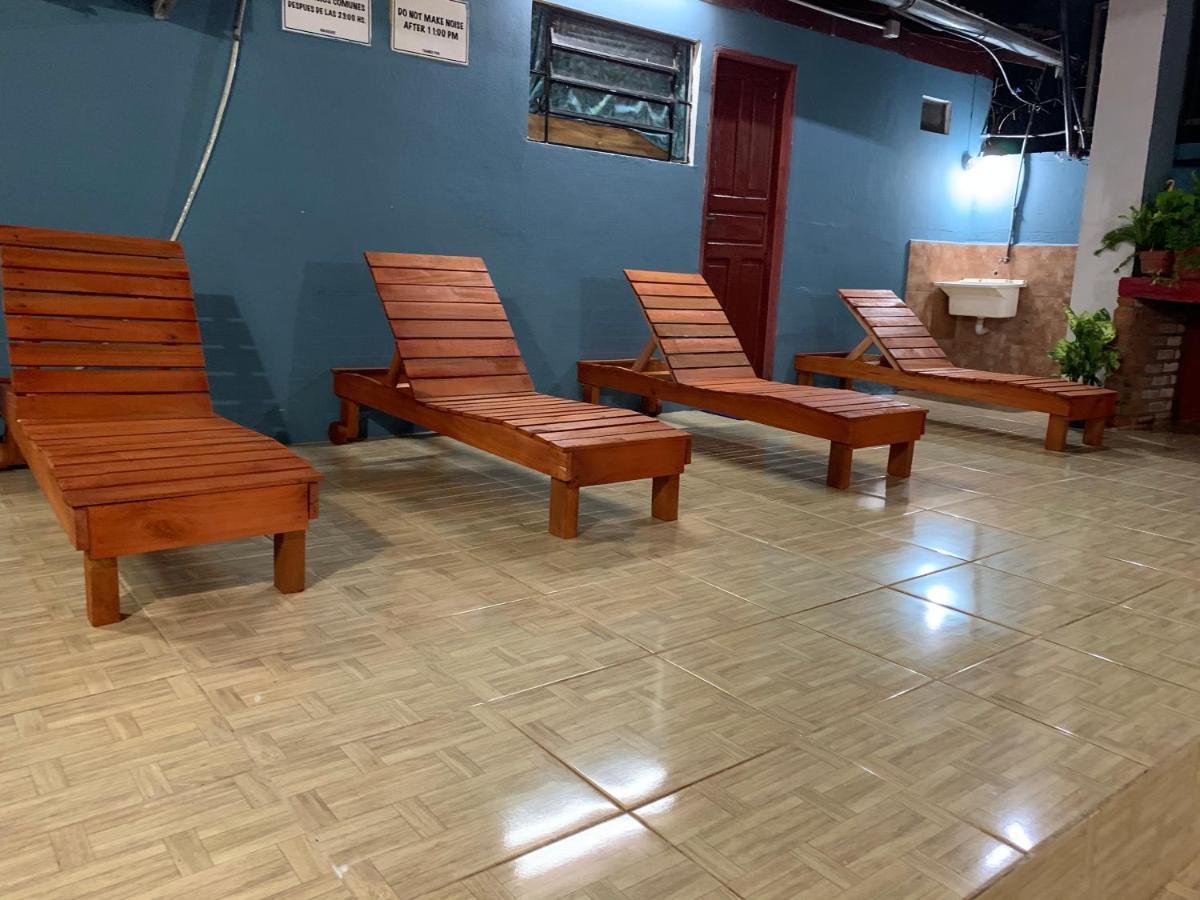 Litt Iguazu Hostal Puerto Iguazú Exteriér fotografie